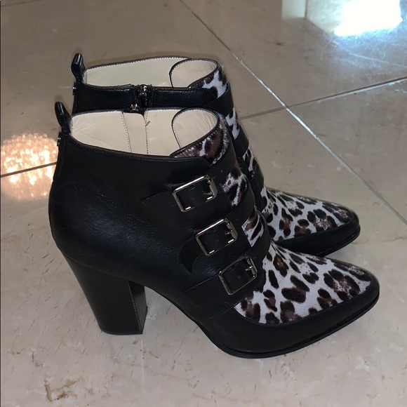 JIMMY CHOO Leather Booties - Picture 5 of 8